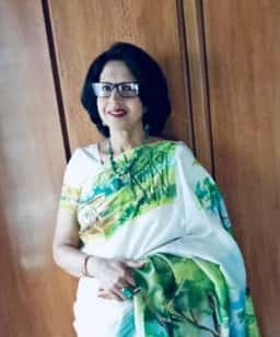ফারাহ্ আজাদ দোলন