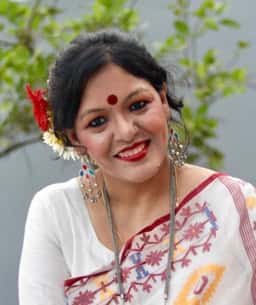 সুমি ইসলাম