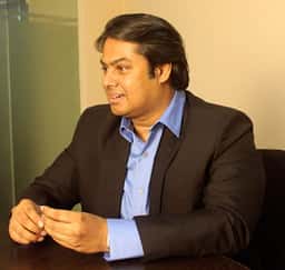 এম নাঈম হোসেন
