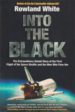 Into the Black (পেপারব্যাক) | Into the Black (Paperback)