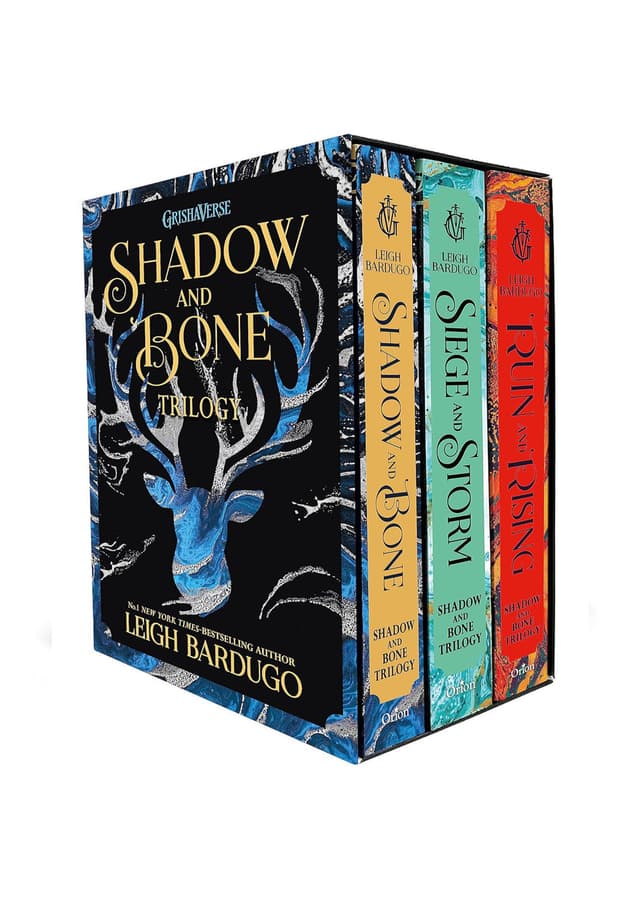 Shadow and Bone Boxed Set (পেপারব্যাক) | Shadow and Bone Boxed Set (Paperback)
